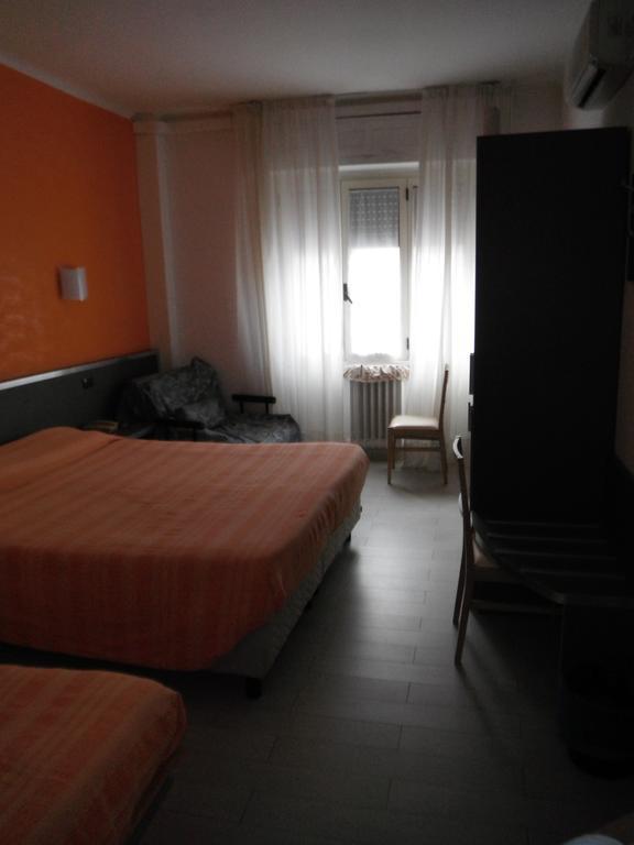 Hotel Renato Sesto San Giovanni Dış mekan fotoğraf