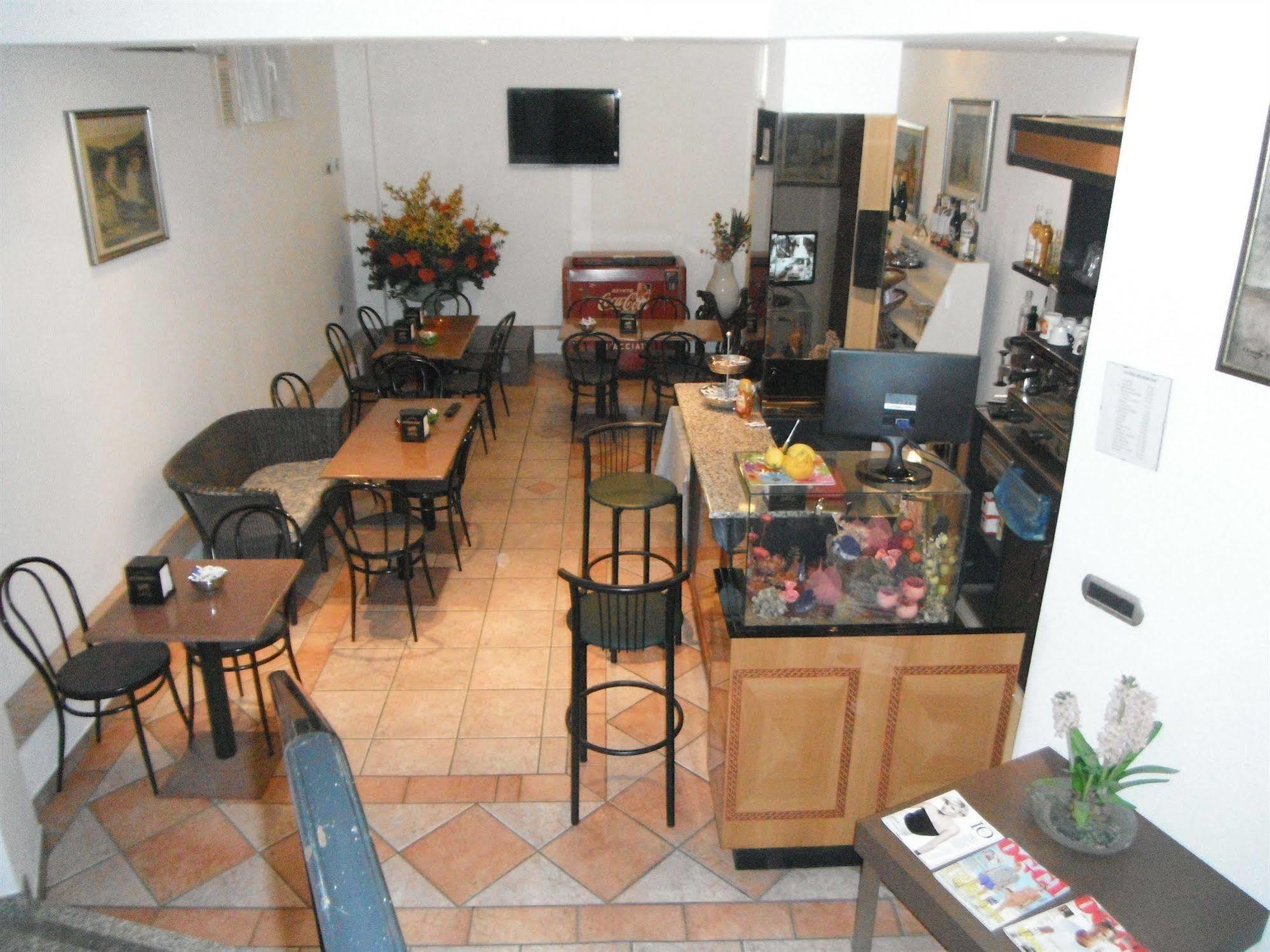 Hotel Renato Sesto San Giovanni Dış mekan fotoğraf